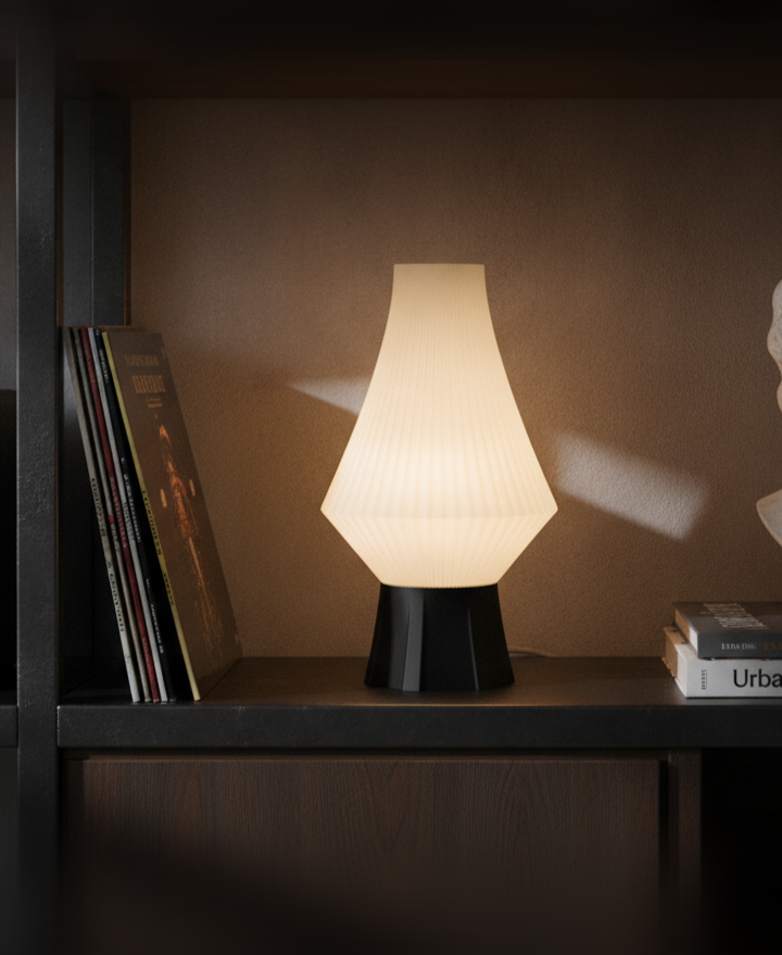 Lumen 04 Desk Lamp