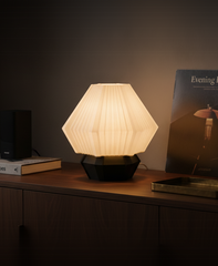 Lumen 03 Desk Lamp